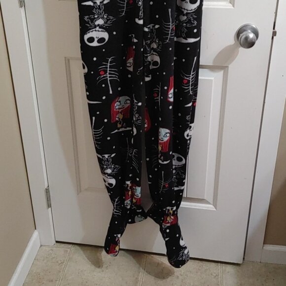 Disney Nightmare Before Christmas sleeper adult onesie size M one piece - Picture 2 of 10